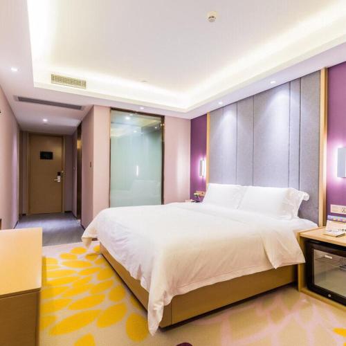 Katil atau katil-katil dalam bilik di Lavande Hotel (Gaozhou Xiantai Bridge Branch)