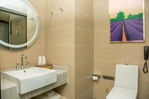 Kylpyhuone majoituspaikassa Lavande Hotels Xianning Tonghui Square Branch