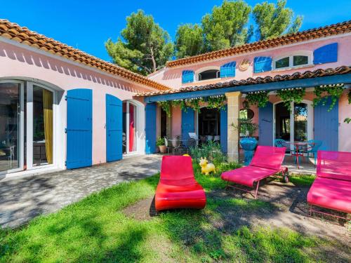 villa in Martigues with sea beach