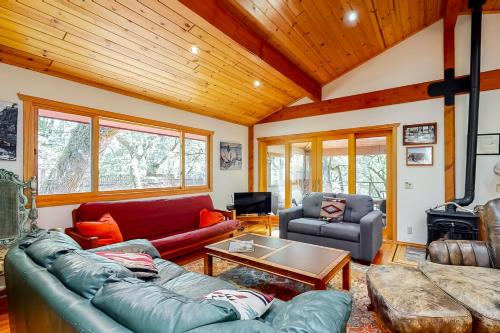 Hawkins Bar River Home – Photos 2