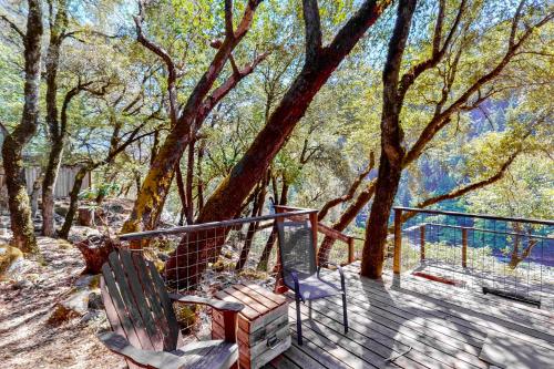 Hawkins Bar River Home – Photos 3
