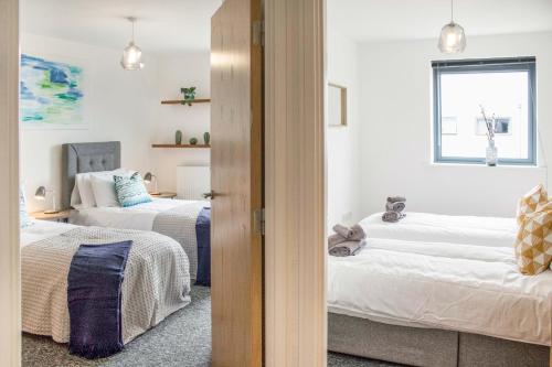 Contractor Apartment & Private Parking & Central Stevenage by Comfy Workers