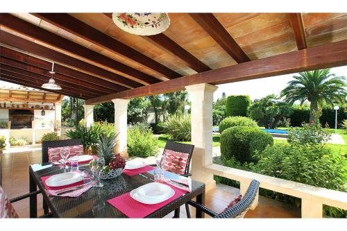 Villa MORENO