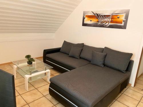 Χώρος καθιστικού στο Apartments Rhona III und IV Neunkirchen City