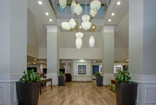 Lobbyen eller receptionen på Shutters Hotel
