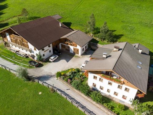 El edificio en el que está la estancia rural