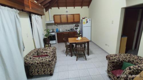 Η κουζίνα ή μικρή κουζίνα στο Hogar Argentina
