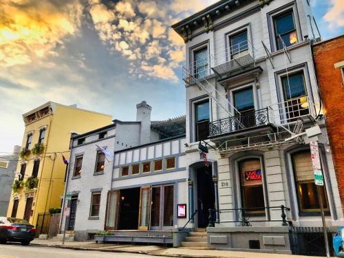 Symphony Hotel & Restaurant – Photos 2