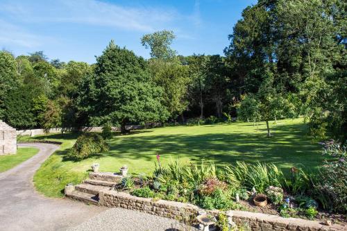 Taman di luar Lower Wythall B&B