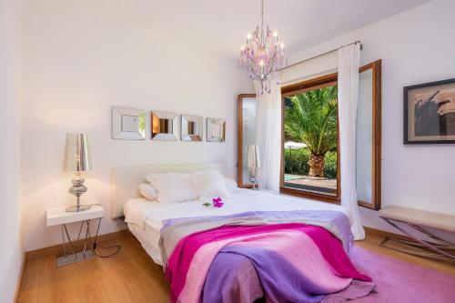 Gallery image of Villa Lares in Cala Mendia