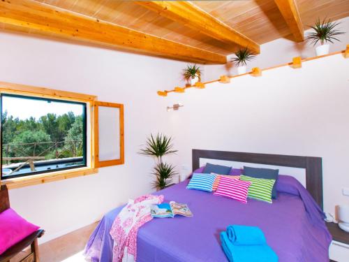 Imagen de la galería de Villa Sa Rota, con piscina y vista mar, en Alcudia