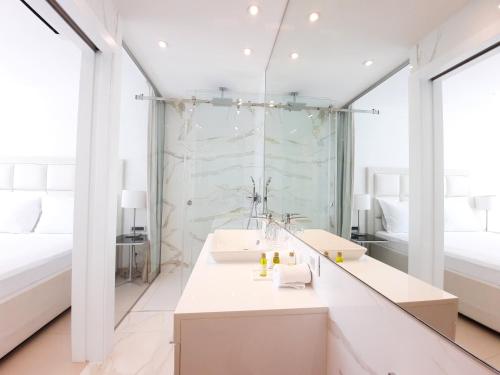 Ένα μπάνιο στο B&B Demar Residence & Dependance