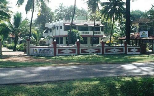 Gallery image of SEAWOODS BEACH HOTEL in Dāhānu