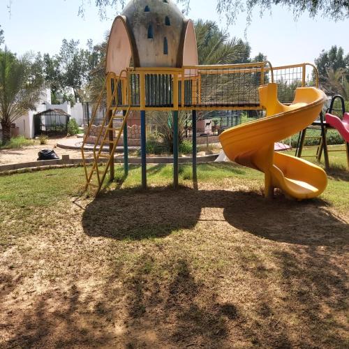 Zona de juegos infantil en Al Maha Farm