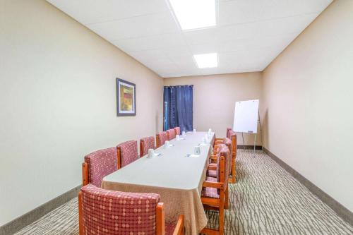Konferenční prostory v ubytování Days Inn by Wyndham Blairsville