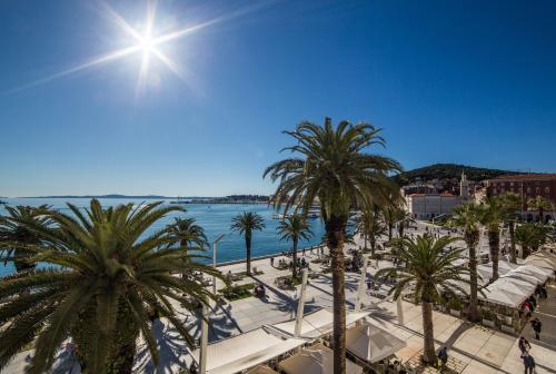 Luxury Apartment Riva with a magnificient view