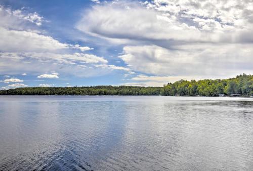 Gallery image of Lakefront Family Escape with Views, Dock, and Kayaks! in Hayward