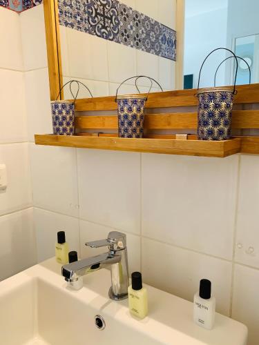 Ένα μπάνιο στο Bed and Breakfast Luxe La Défense U-Arena