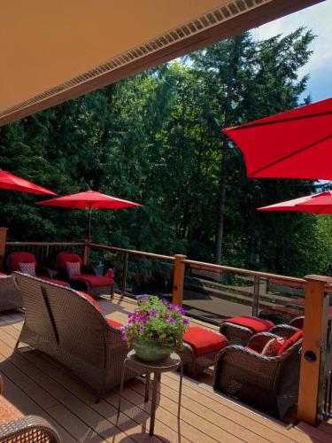 Μπαλκόνι ή βεράντα στο The Fraser River's Edge B&B Lodge