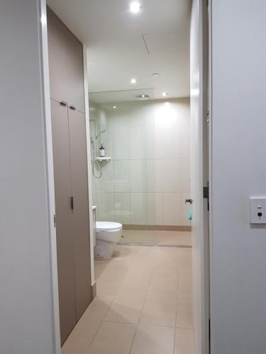 Bathroom sa PierPoint 401