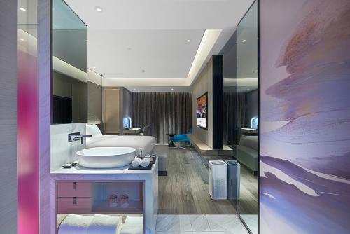 Een badkamer bij Mercure Yinchuan Xinhua