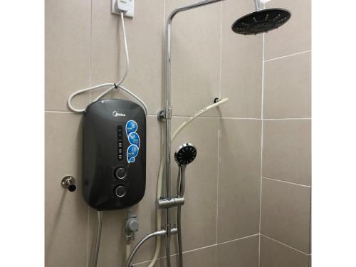 Bilik mandi di CasaStayz Kluang