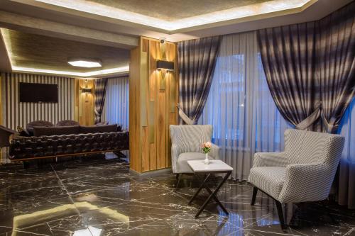 Гостиная зона в Kayhan City Hotel