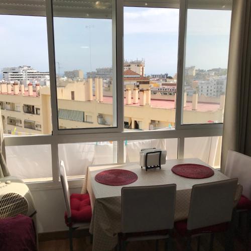 ESTUDIO LOFT en el Centro para 4 People con wifi