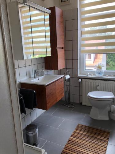 Ένα μπάνιο στο Appartements Nordhausen