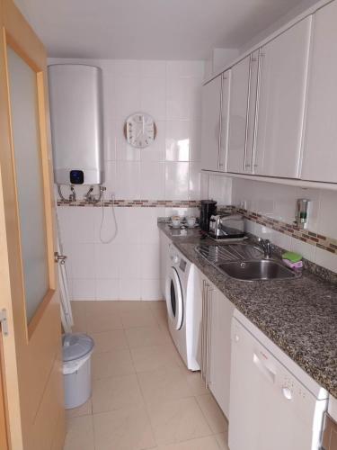 Kuchyň nebo kuchyňský kout v ubytování Refugio del Sol 59