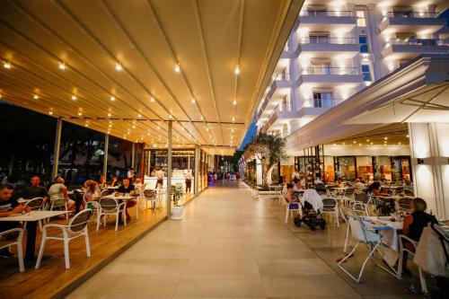 Restaurace v ubytování Klajdi Resort & SPA