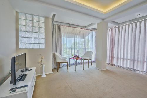 Gallery image of RA Resort Otel in Kucukkuyu