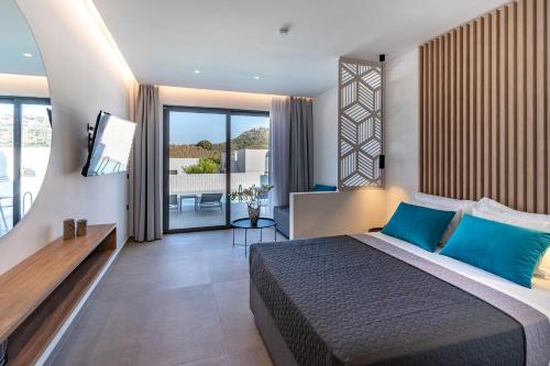 Gallery image of Zoes Hotel & Suites in Faliraki