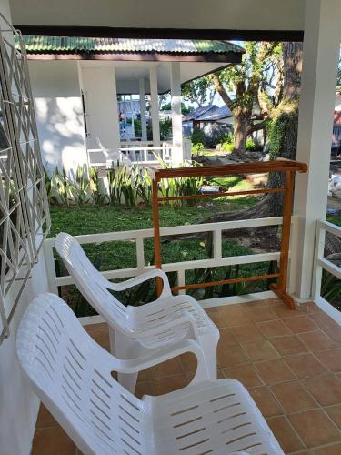 Balcone o terrazza di Blue Bay Bungalow