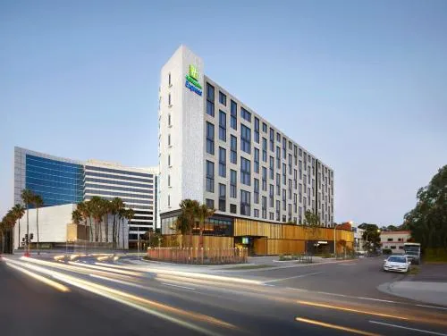 Holiday Inn Express Sydney Airport, an IHG Hotel picture