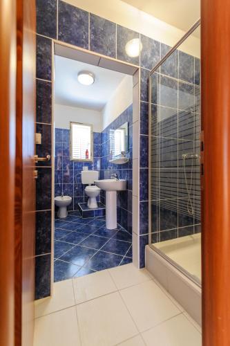Apartment and Rooms Iva