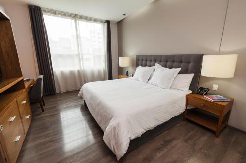 Gallery image of Suites Del Ángel in Mexico City
