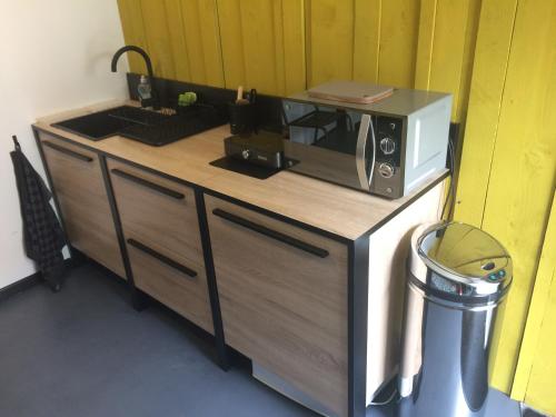 Η κουζίνα ή μικρή κουζίνα στο L'Atelier