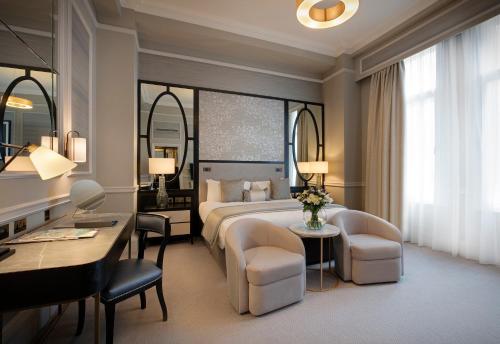 The Midland photo 50