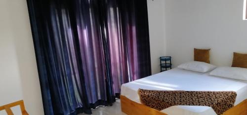 Katil atau katil-katil dalam bilik di Weeraman's Vila