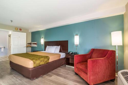 Ένα δωμάτιο στο Econo Lodge Inn & Suites I-65