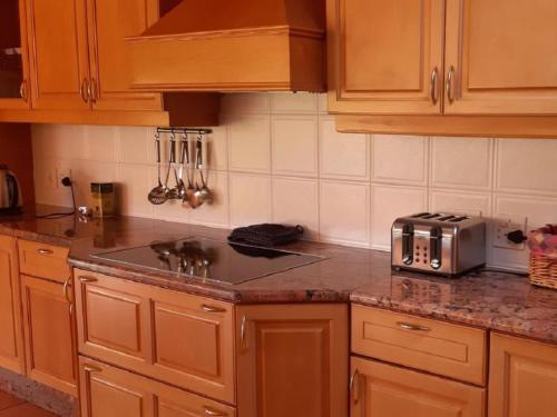 Dapur atau dapur kecil di Amberley Mountain Reserve