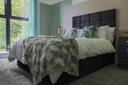 Ideal Home away at Thorncliffe Apartments