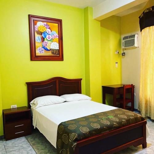 Vuode tai vuoteita majoituspaikassa D’ RUIZ HOTEL