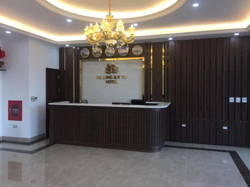 Лобби или стойка регистрации в Ha Long Bay Tuần Châu Hotel