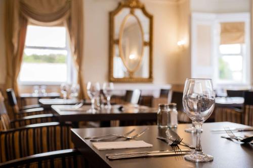 
Restauracja lub miejsce do jedzenia w obiekcie Cheltenham Regency Hotel
