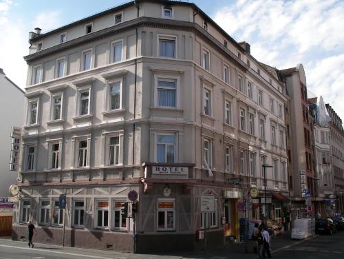 Gallery image of Hotel garni Djaran in Offenbach