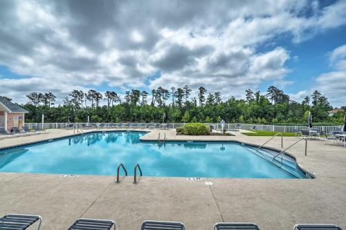 Resort Amenity Access: Chic Myrtle Beach Condo! photo 5
