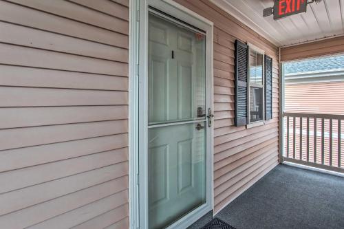 Resort Amenity Access: Chic Myrtle Beach Condo! photo 25