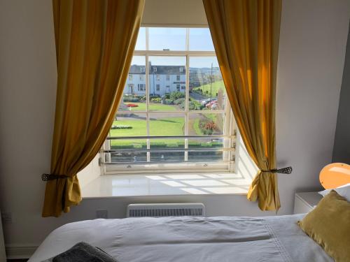 Gallery image of Ayr Apartment with Sea and Countryside views in Ayr